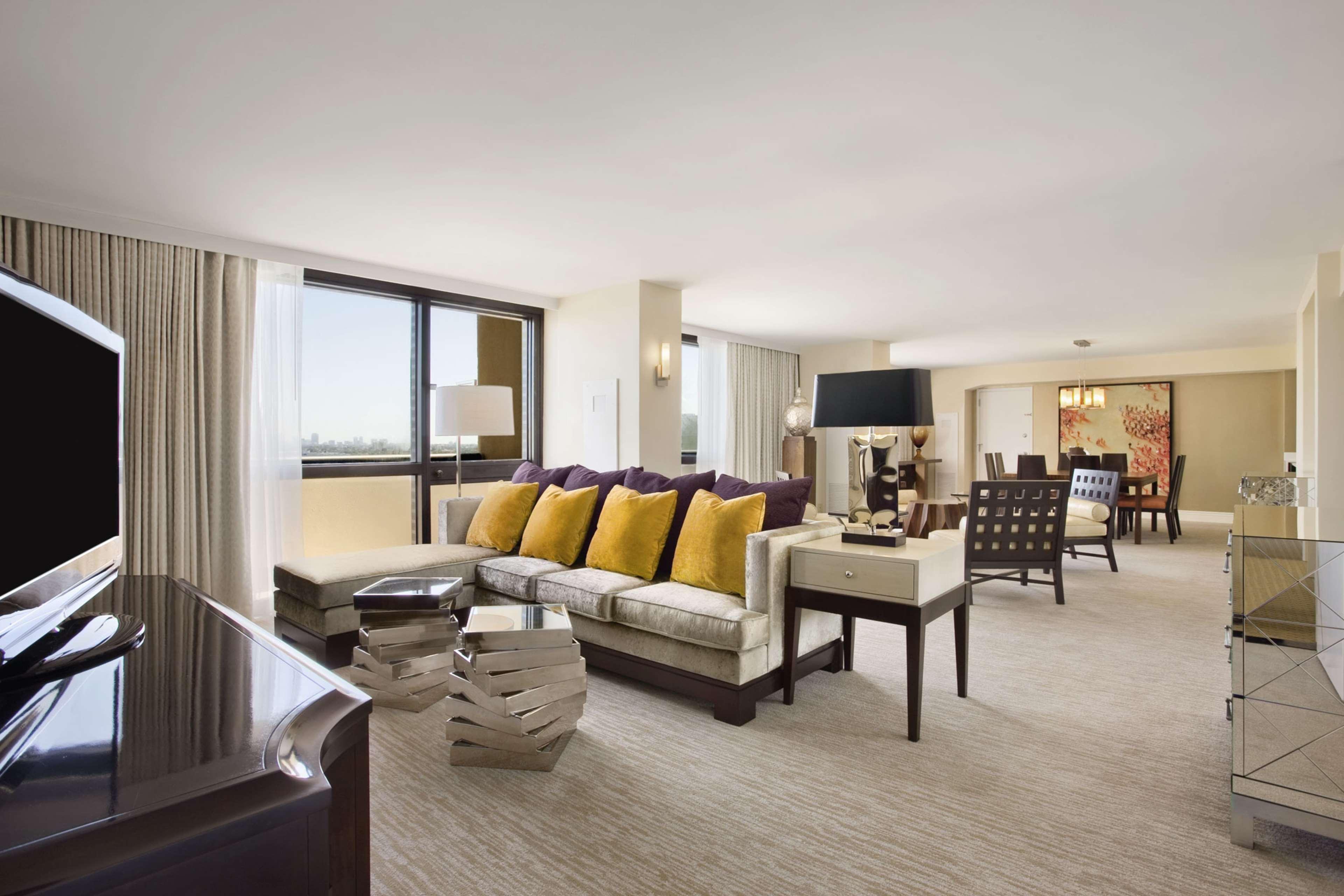 Hilton Miami Airport Blue Lagoon Miami Springs