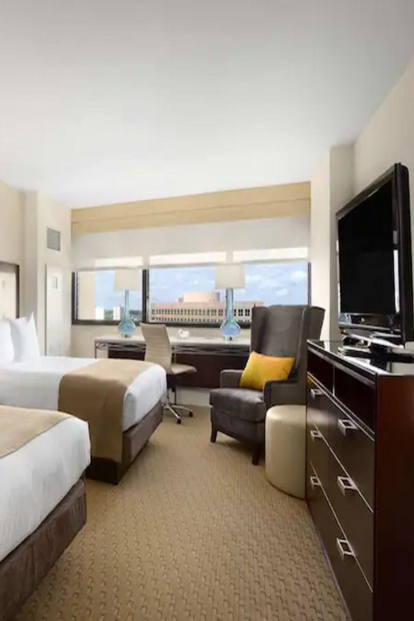 Hotel Hilton Miami Airport Blue Lagoon